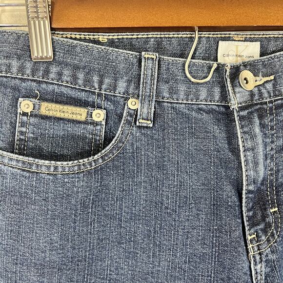 Calvin Klein Women's Jeans Cropped Cuffed Size 8 - Picture 3 of 6